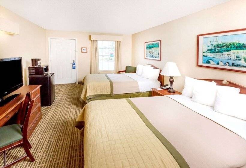 ホテル Baymont Inn & Suites By Wyndham Grenada