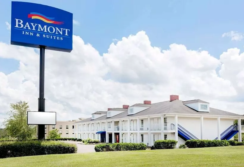 فندق Baymont Inn & Suites By Wyndham Grenada