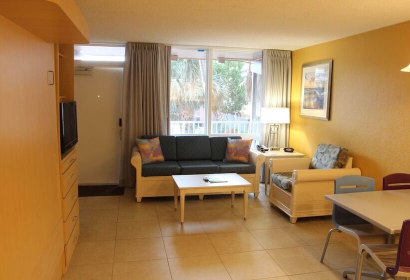 בית מלון כפרי Canada House Beach Club Resort