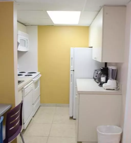 Отель Canada House Beach Club Resort