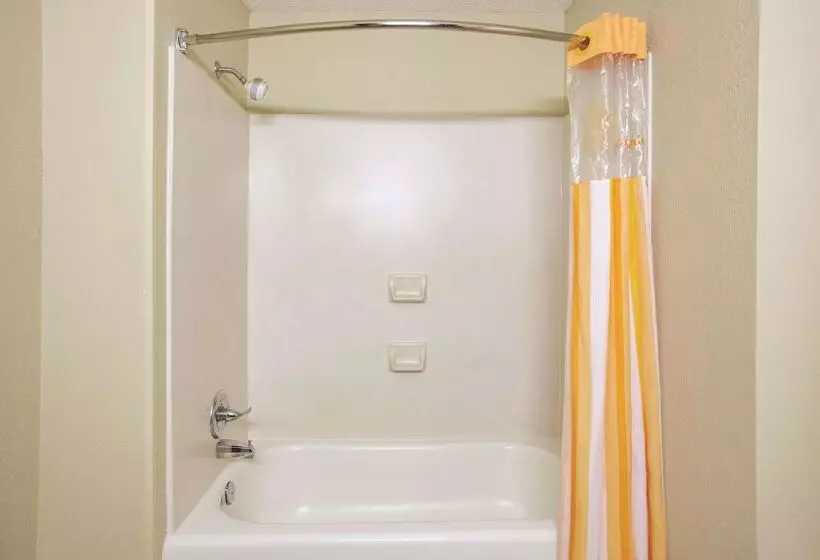 호텔 La Quinta Inn By Wyndham Richmond South