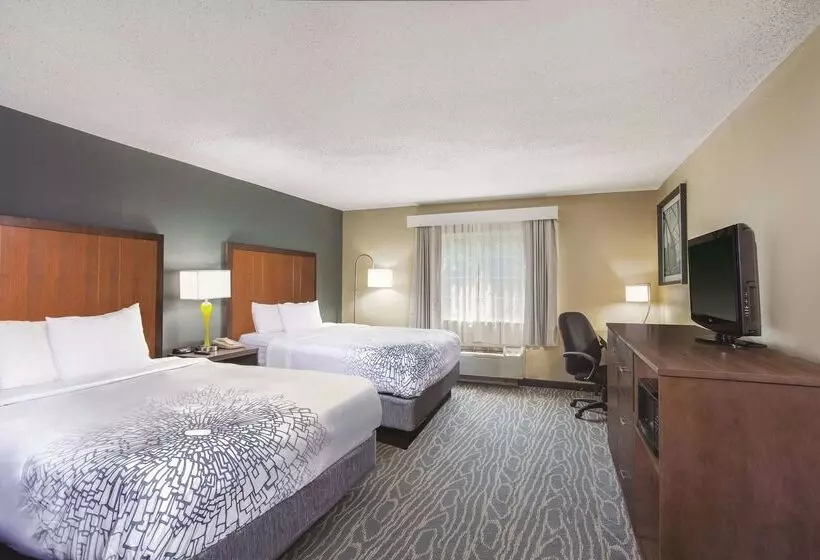 호텔 La Quinta Inn By Wyndham Richmond South