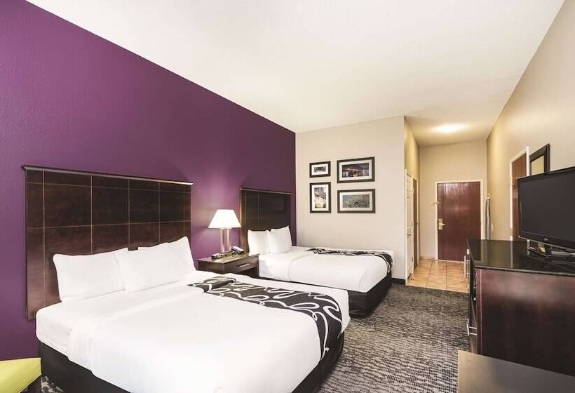 Hotel La Quinta Inn & Suites By Wyndham Louisville East