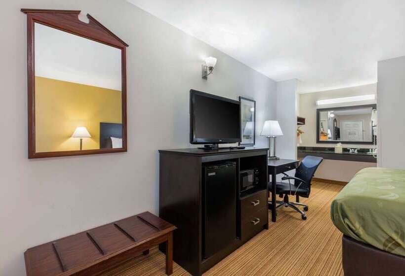 酒店 Quality Inn Arab Hwy 231