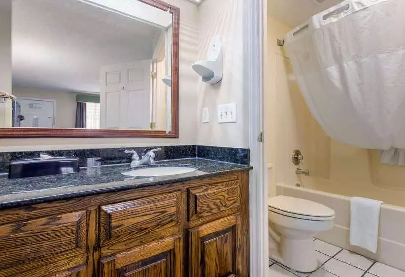 ホテル Quality Inn Laurinburg