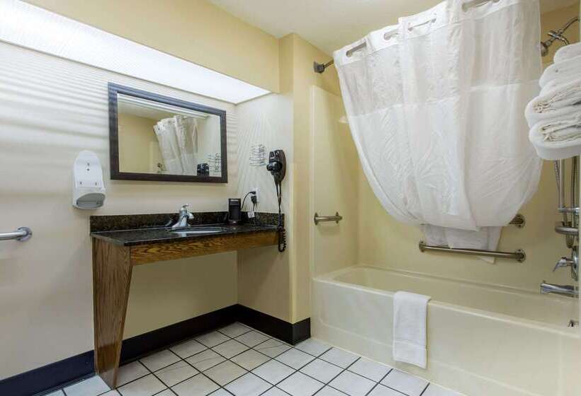 فندق Quality Inn Laurinburg