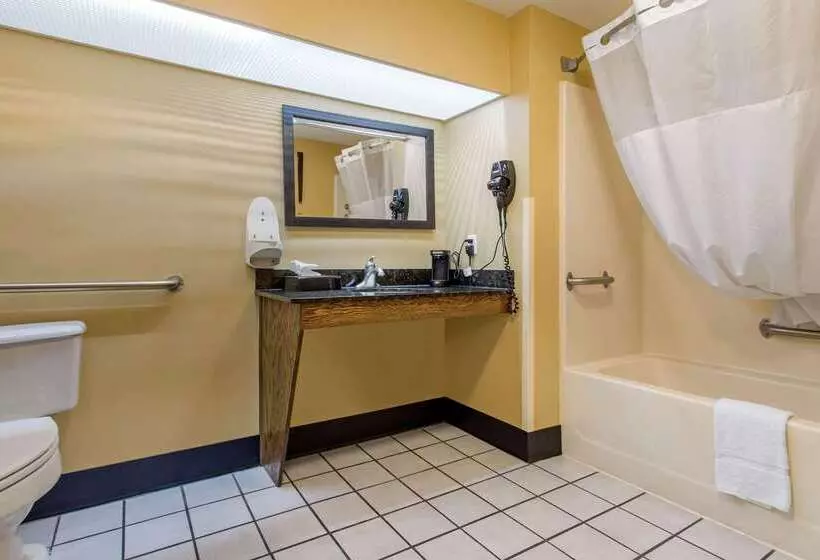 ホテル Quality Inn Laurinburg