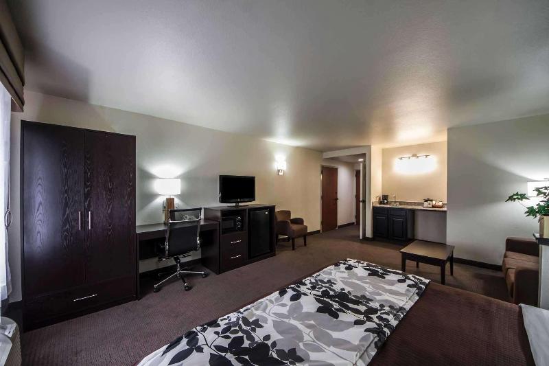 Otel Sleep Inn & Suites Tulsa Central I 44