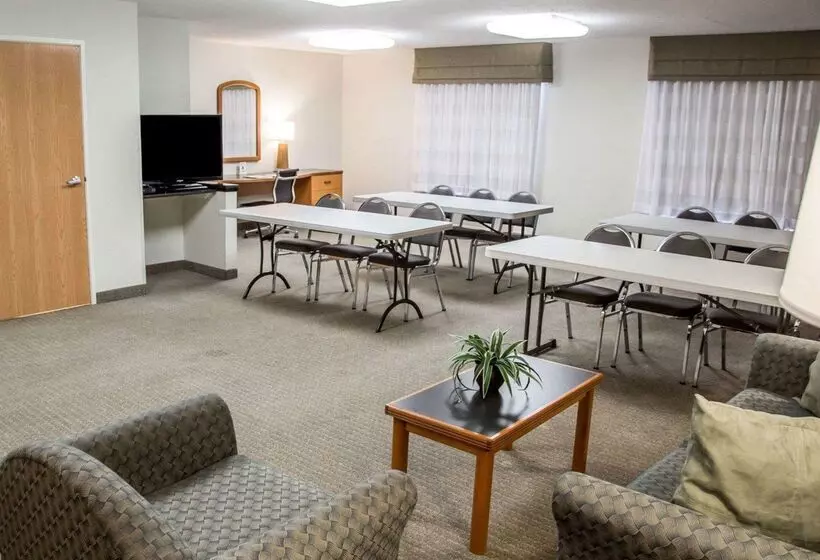 هتل Sleep Inn & Suites Davenport   Quad Cities