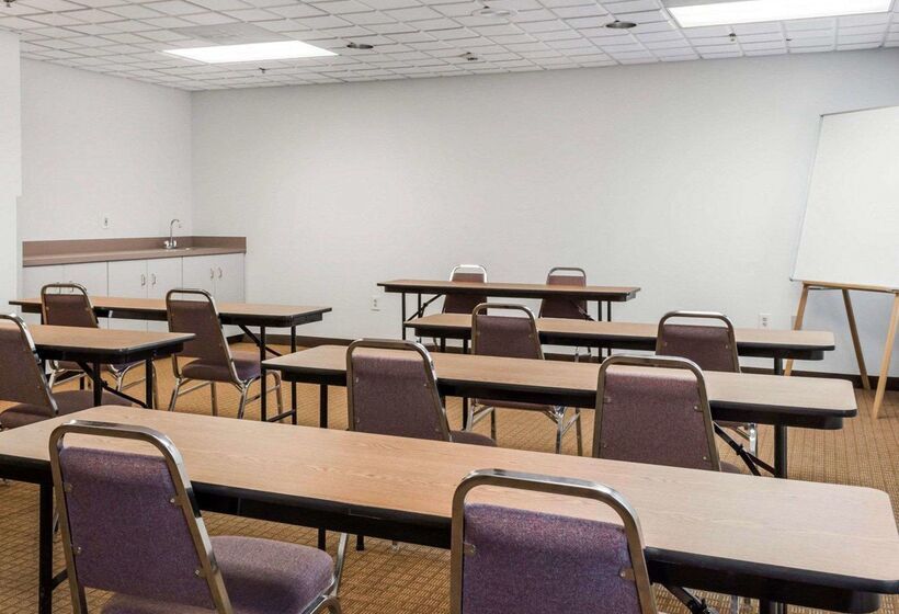 酒店 Sleep Inn Lynchburg   University Area & Hwy 460