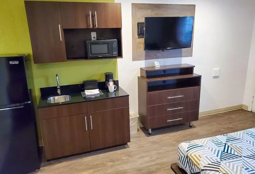 فندق Studio 6national City, Ca  Naval Base San Diego