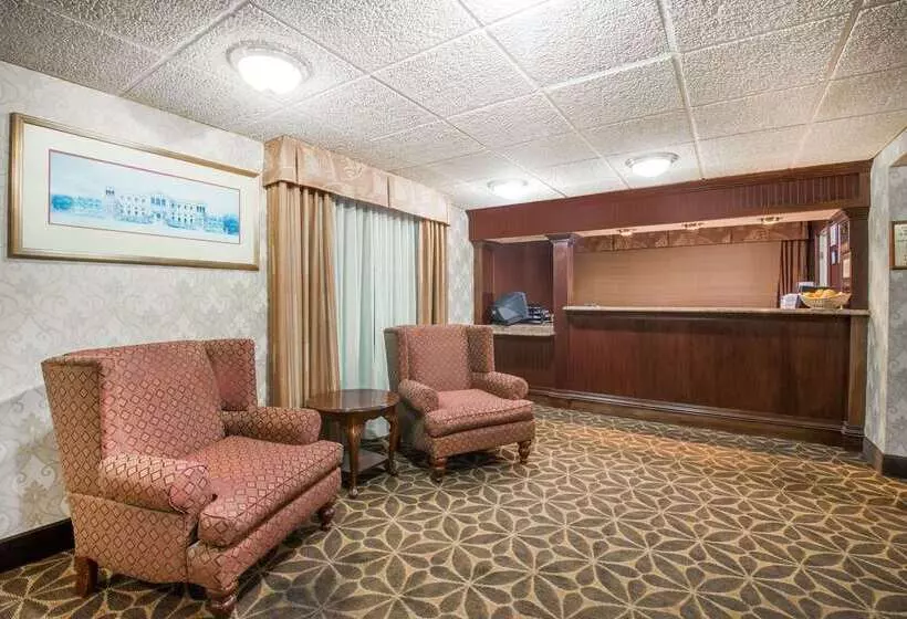 هتل Super 8 By Wyndham Erie/i 90