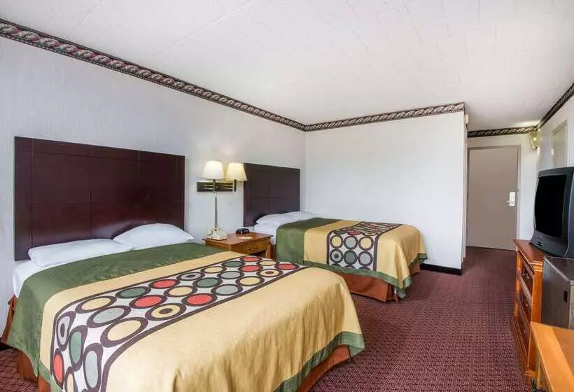 هتل Super 8 By Wyndham Erie/i 90