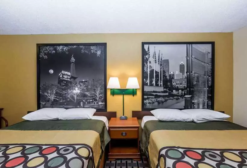 호텔 Super 8 By Wyndham Indianapolis Southport Rd