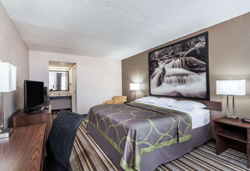 هتل Super 8 By Wyndham Pigeon Forge Emert St