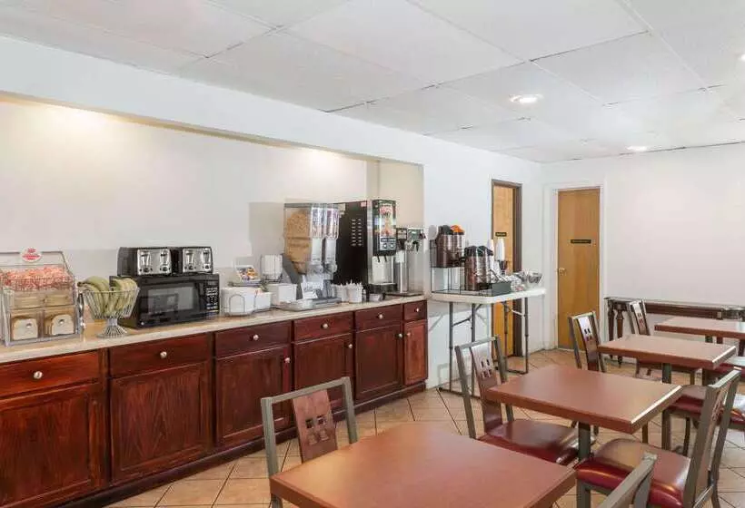 호텔 Super 8 By Wyndham Pompano Beach