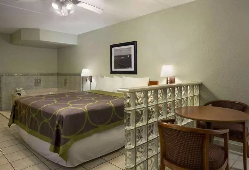 ホテル Super 8 By Wyndham South Padre Island