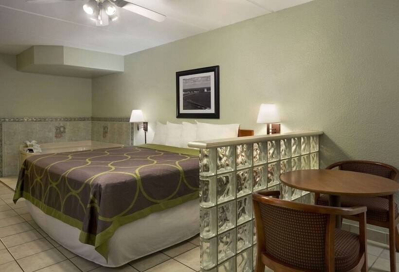 בית מלון כפרי Super 8 By Wyndham South Padre Island