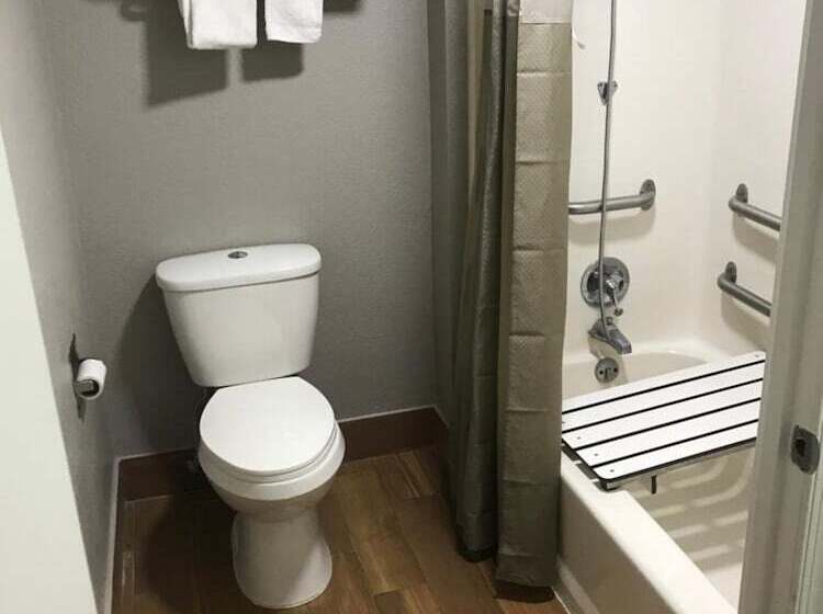 Motel 6 Troutville, Va