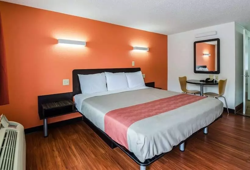 Motel 6 Troutville, Va