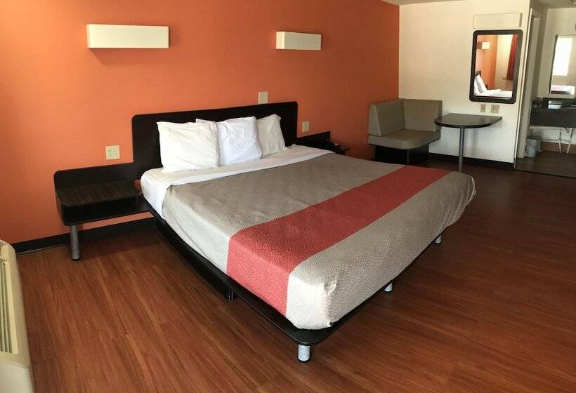 Motel 6 Troutville, Va