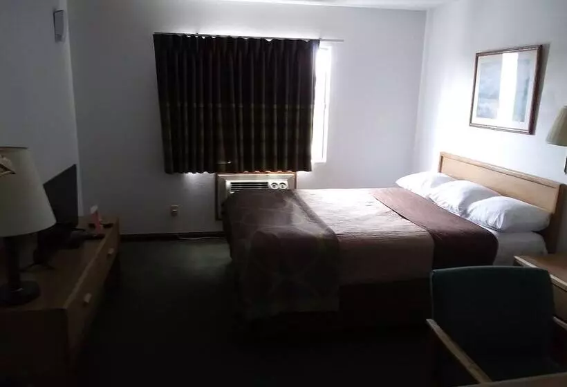 모텔 Amerihost Inn & Suites