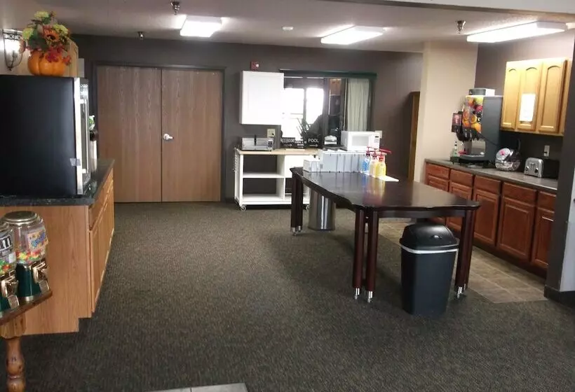 汽车旅馆  De Smet Super Deluxe Inn And Suites