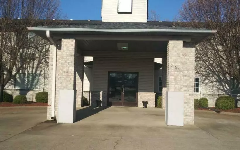 فندق على الطريق Hunters Lodge