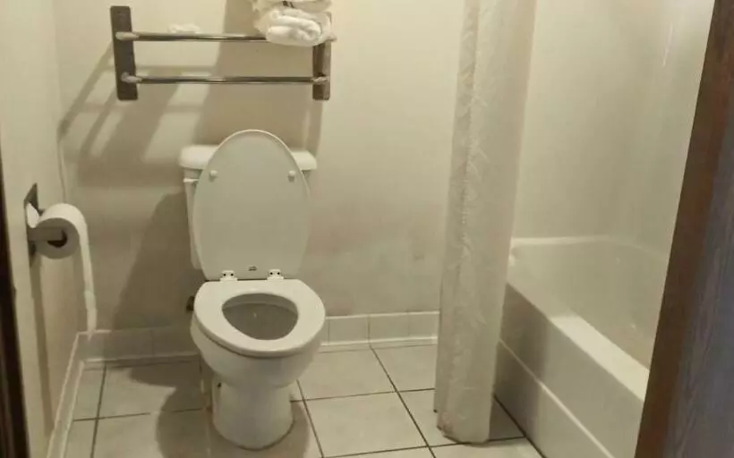 فندق على الطريق Hunters Lodge