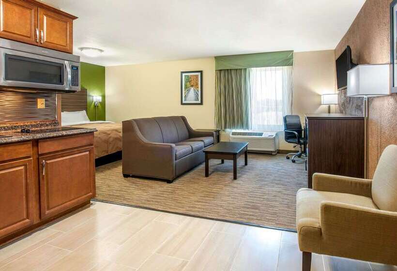 فندق على الطريق Quality Inn & Suites Brandenburg   Fort Knox