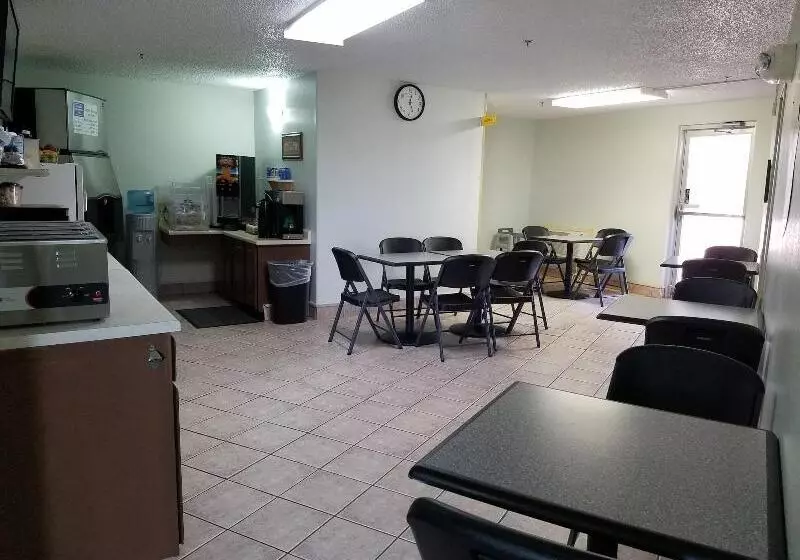 모텔 Simple Rewards Inn