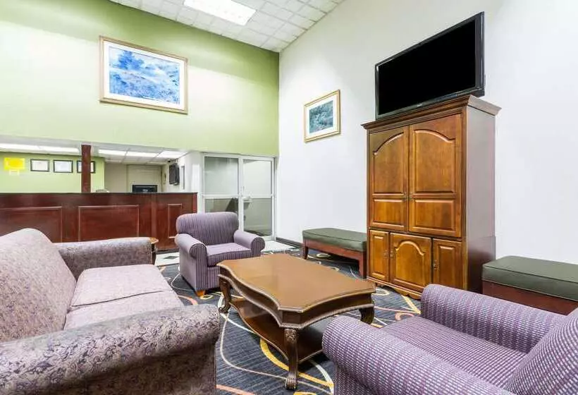 Motel 6 Forsyth, Ga Tift College