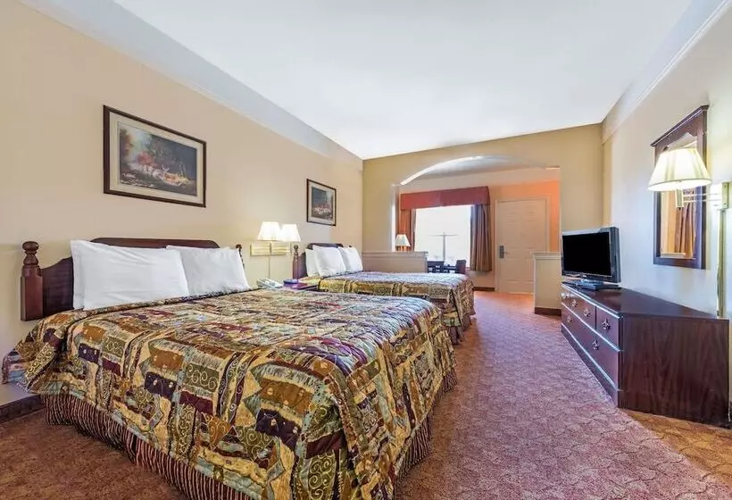 مُتل Super 8 By Wyndham Greenville