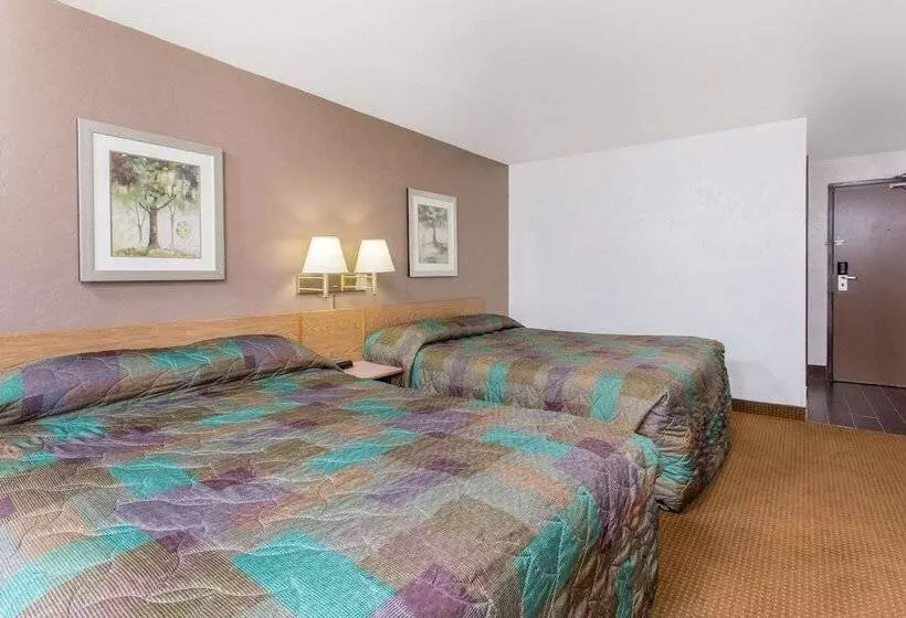 مُتل Super 8 By Wyndham Lacey Olympia Area