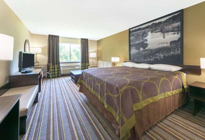 فندق على الطريق Super 8 By Wyndham Perry