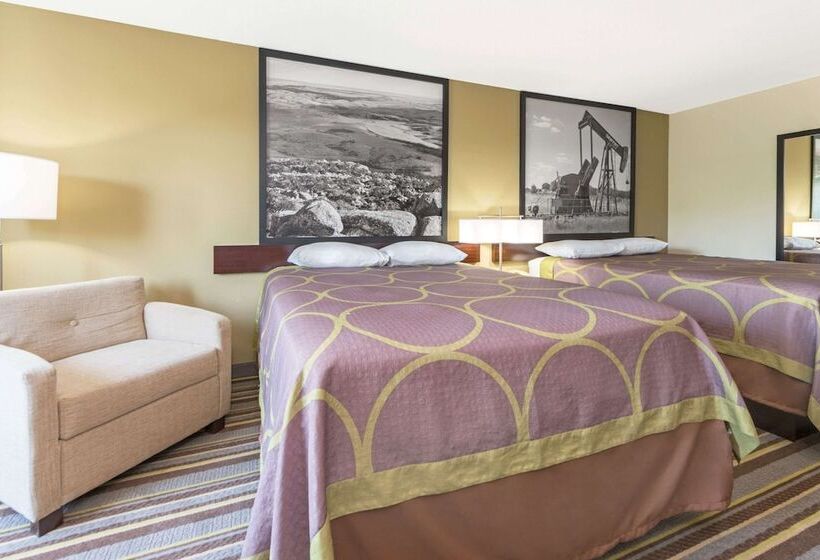 فندق على الطريق Super 8 By Wyndham Perry