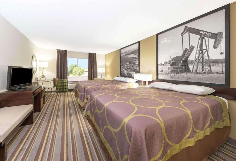 فندق على الطريق Super 8 By Wyndham Perry