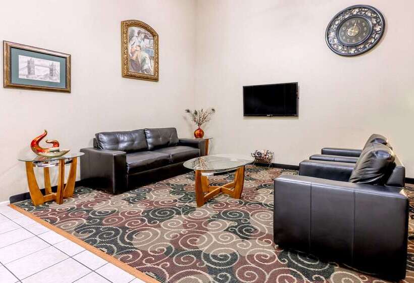 فندق على الطريق Super 8 By Wyndham Pine Bluff