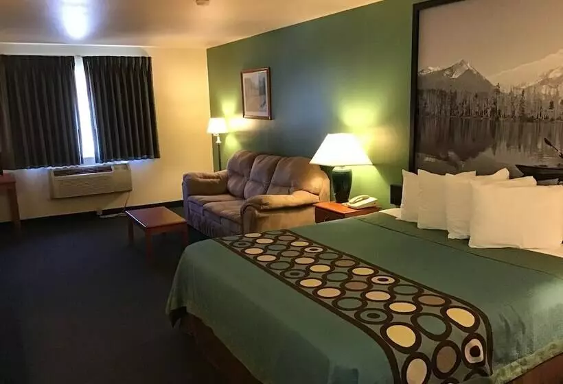 汽车旅馆 Super 8 By Wyndham Salmon