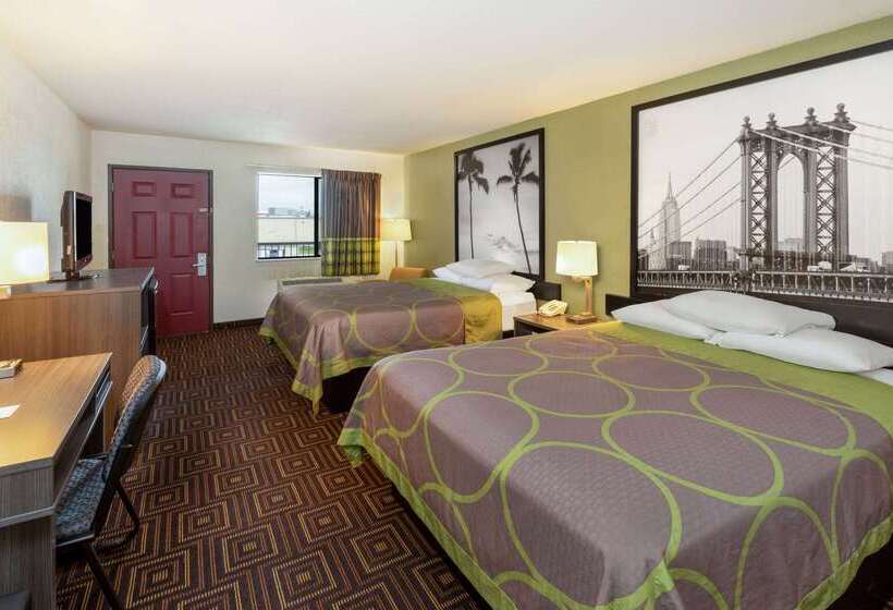 Motel Super 8 By Wyndham Seguin