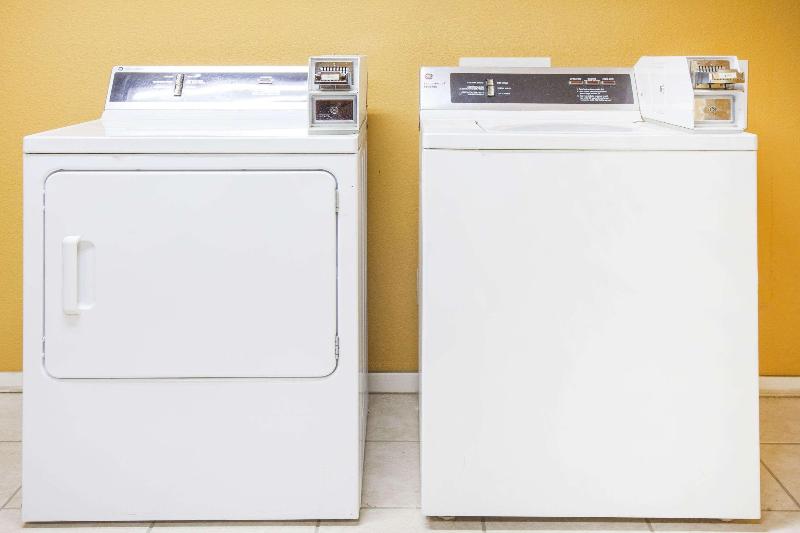 모텔 Super 8 By Wyndham White Hall