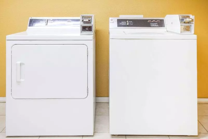 モーテル Super 8 By Wyndham White Hall