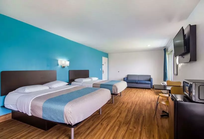 Motel 6 Pensacola, Fl   Nas