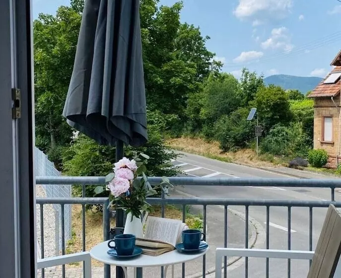 Aamiaismajoitus (B&B) Am Landhaus   Gästezimmer