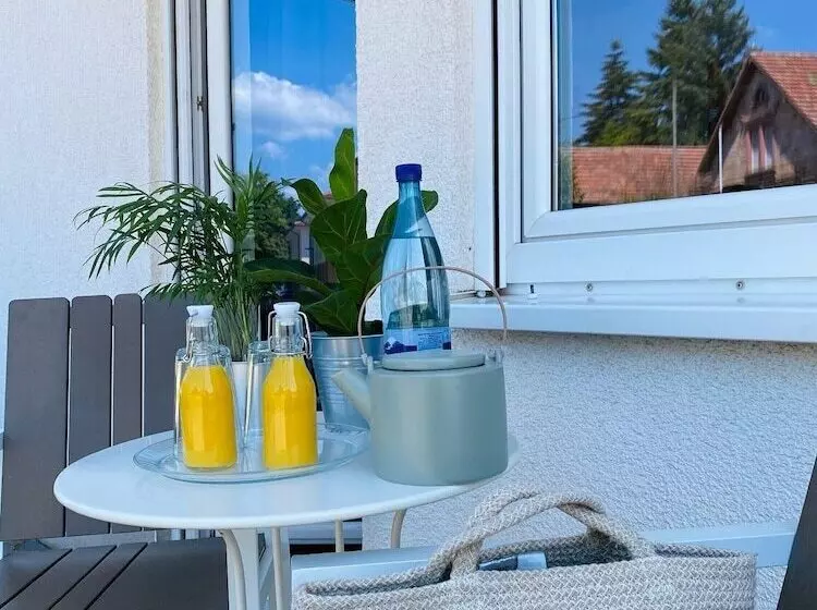 Aamiaismajoitus (B&B) Am Landhaus   Gästezimmer