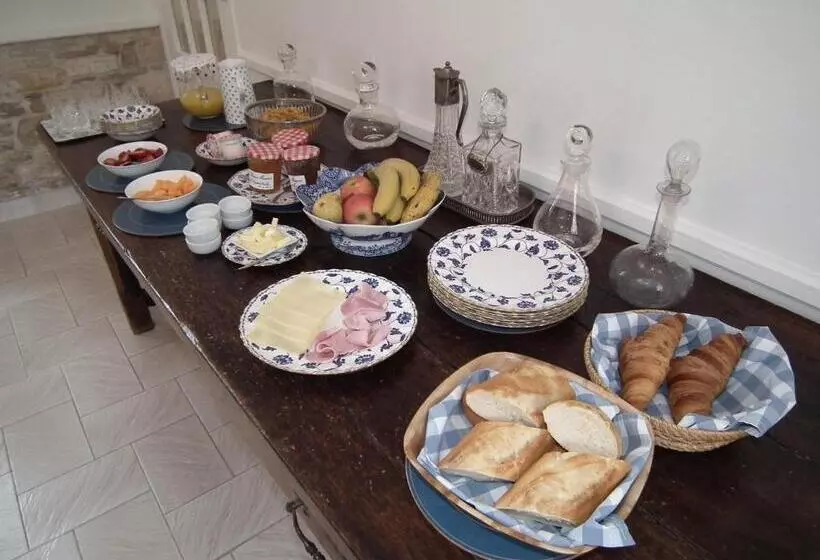 Aamiaismajoitus (B&B) Maison De Fortitude Chambres D Hotes