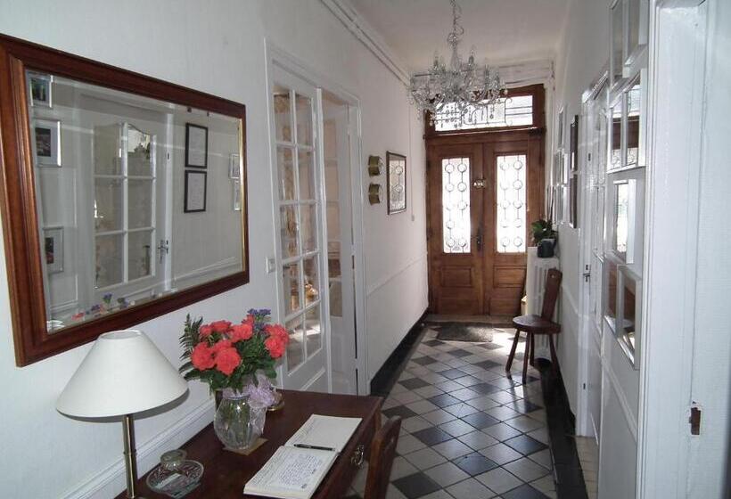 مبيت وإفطار Maison De Fortitude Chambres D Hotes