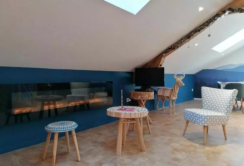 Aamiaismajoitus (B&B) Monchateau étoilé, Hébergement Insolite Avec Spa