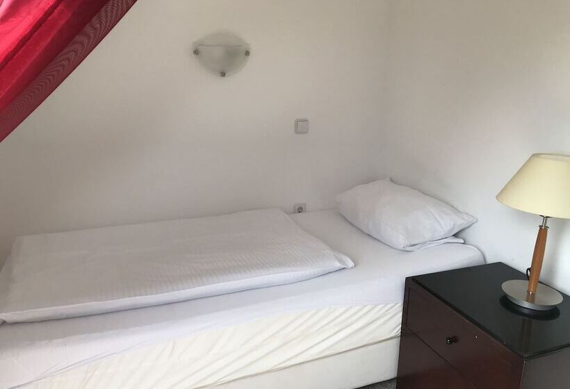 Отель Alte Wache