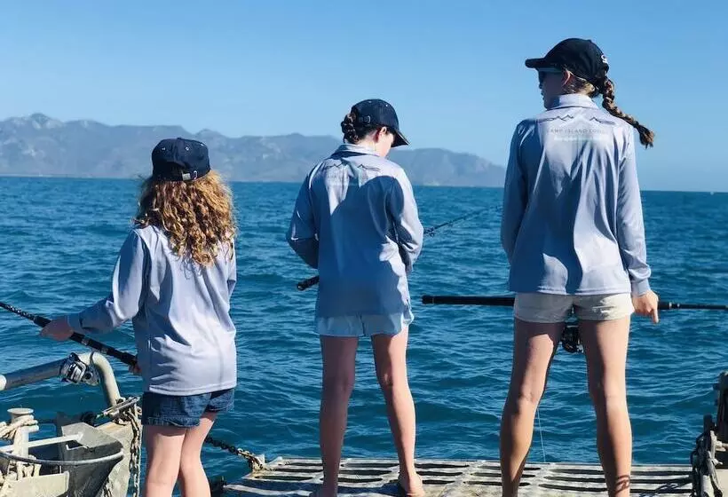 Hotelli Camp Island Lodge